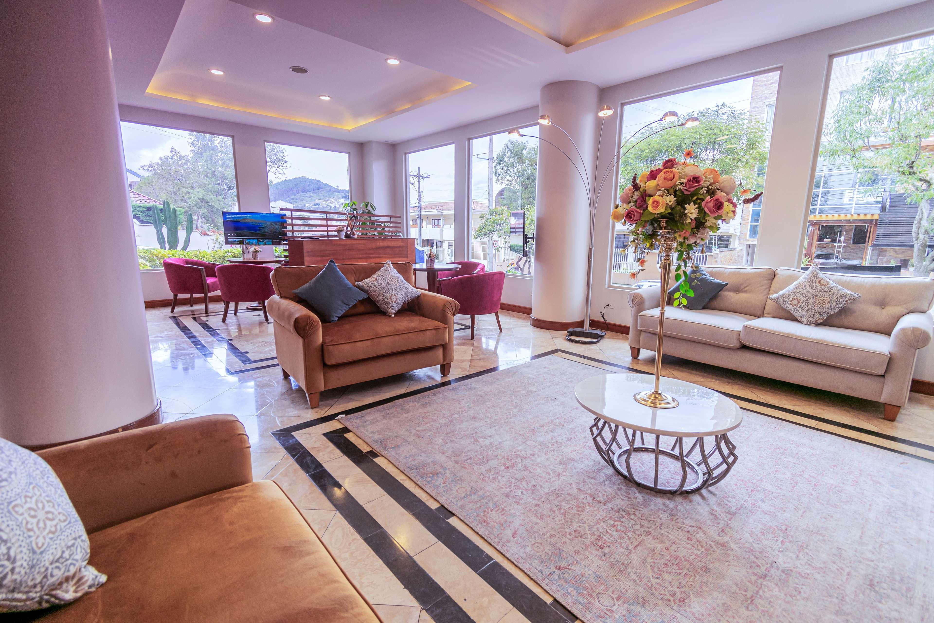 Sonesta Hotel Loja Luaran gambar