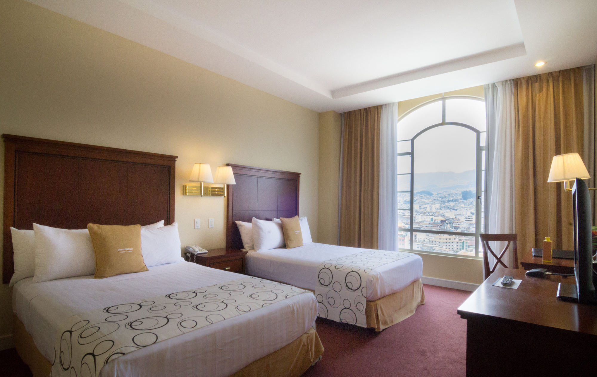 Sonesta Hotel Loja Luaran gambar